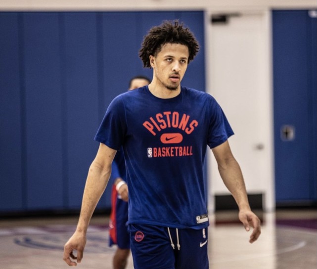 这正是厂长 这正是厂长