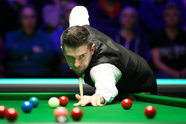 对阵水晶队 对阵水晶队