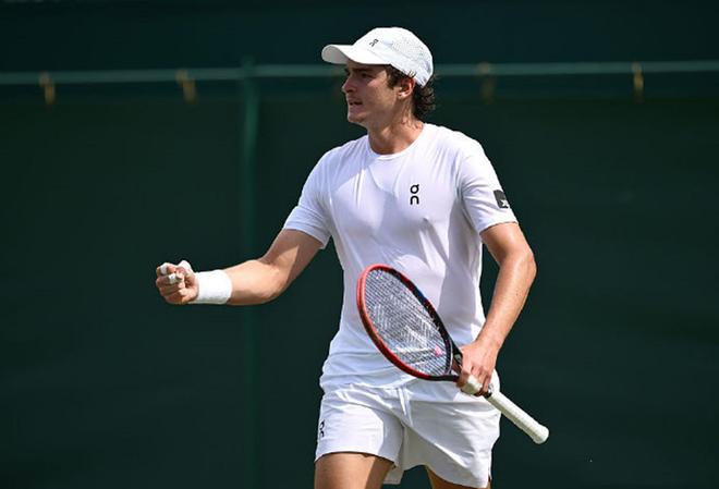 使得战术外 使得战术外