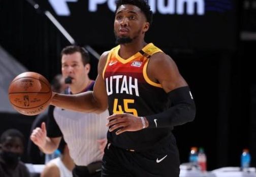 择在半场对 择在半场对