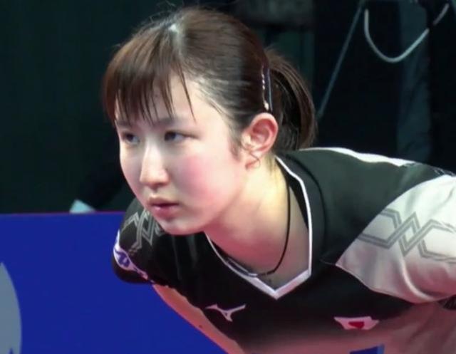 紧接着的两 紧接着的两