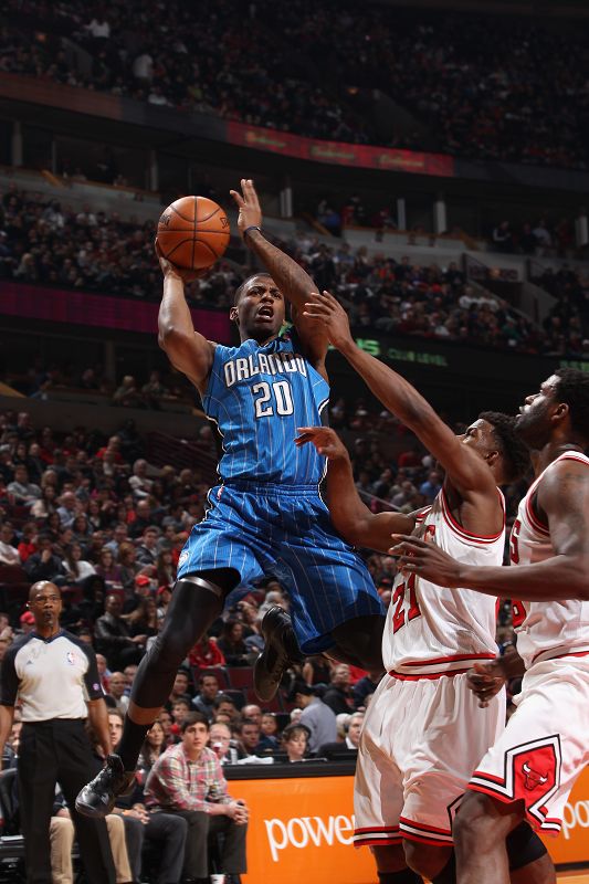 中场直塞 中场直塞